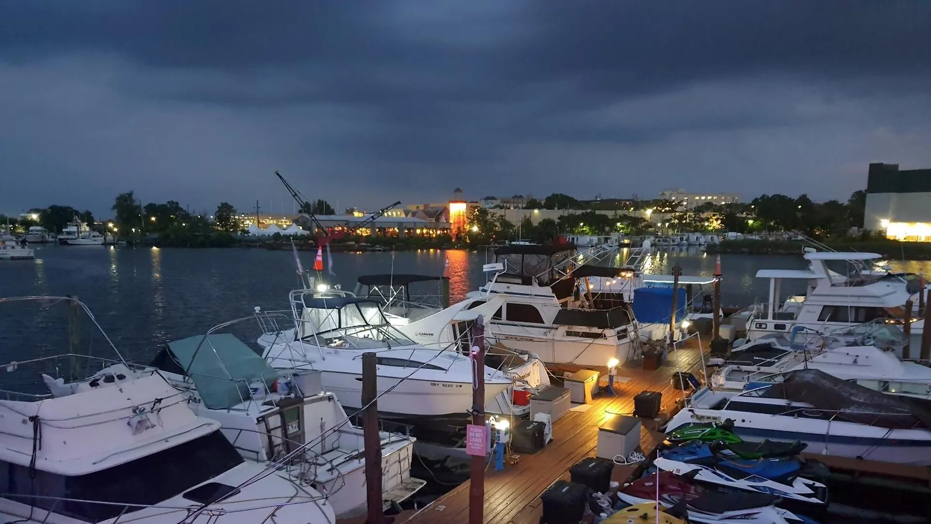 Cozy Condo Ocean 3Xdeck Yacht New York 0*,  United States